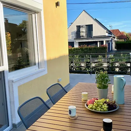 Ablakaludra Aszofoi شقة Aszofo