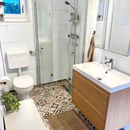 Ablakalúdra Aszófői Apartamento *