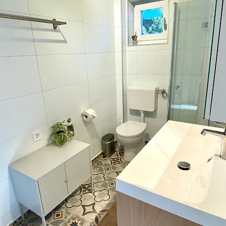 شقة Ablakaludra Aszofoi