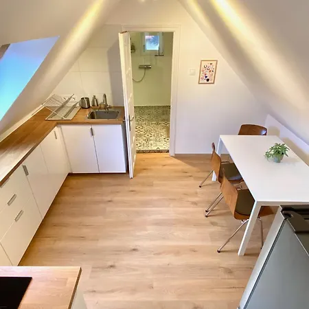 Ablakaludra Aszofoi شقة *