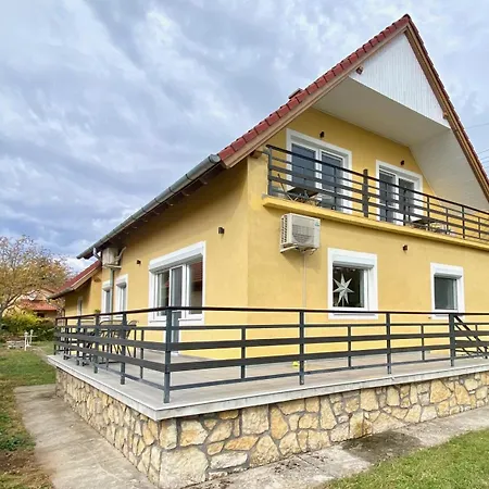 Apartment Ablakaludra Aszofoi *