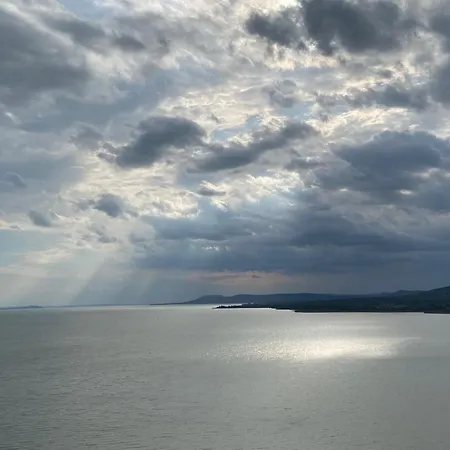 Ablakaludra Aszofoi شقة *