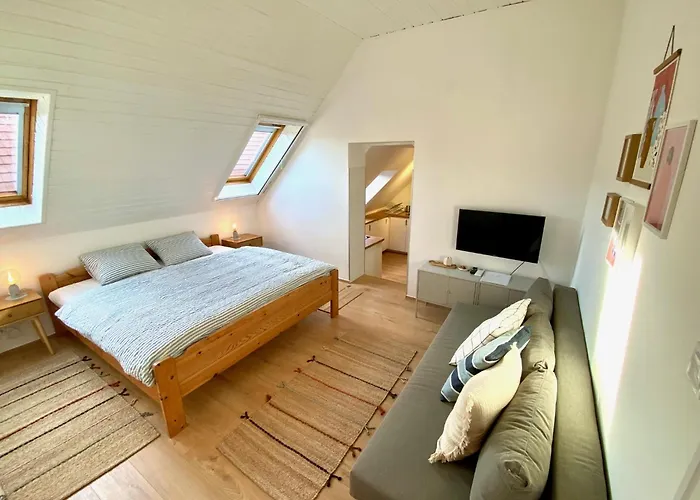 Ablakaludra Aszofoi Apartment *