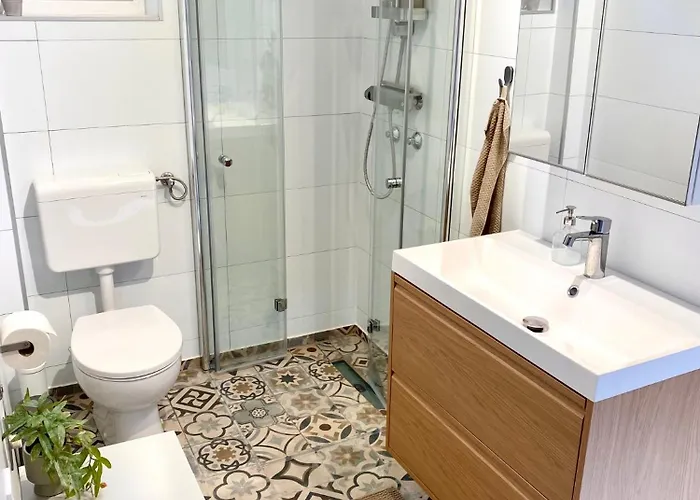 Ablakaludra Aszofoi Apartment *